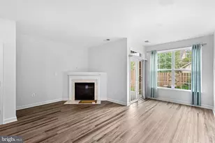 42525 Magellan Square, Brambleton, VA 20148 - Photo 38