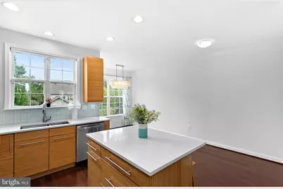 42525 Magellan Square, Brambleton, VA 20148 - Photo 24