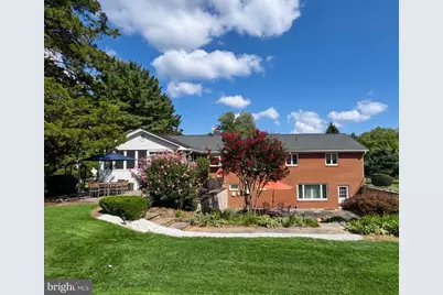 19598 Youngs Cliff Road, Sterling, VA 20165 - Photo 2