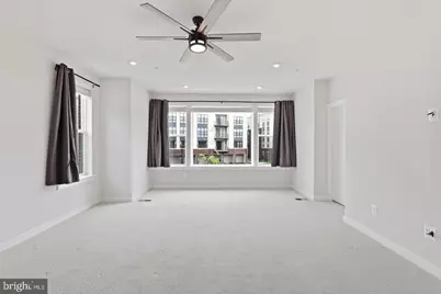 43728 Transit Square, Ashburn, VA 20147 - Photo 8