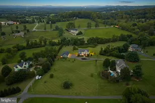 16573 Clarkes Gap Rd, Paeonian Springs, VA 20129 - Photo 136