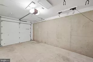 22055 Manning Square, Sterling, VA 20166 - Photo 34