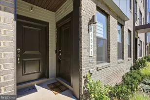 44531 Wolfhound Sq, Ashburn, VA 20147 - Photo 6
