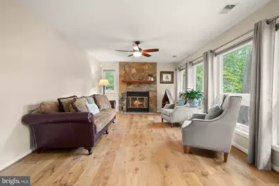 14 Wiltshire Court E, Sterling, VA 20165 - Photo 42