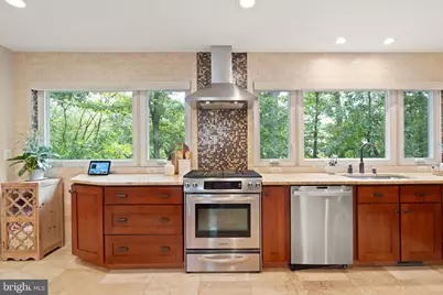 14 Wiltshire Court E, Sterling, VA 20165 - Photo 24