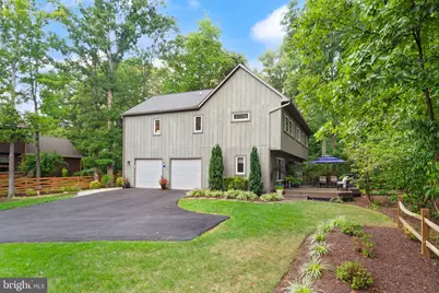 14 Wiltshire Court E, Sterling, VA 20165 - Photo 2