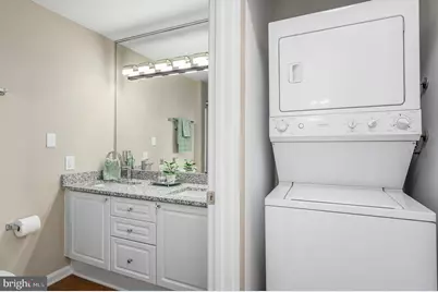 19375 Cypress Ridge Terrace #702, Leesburg, VA 20176 - Photo 24