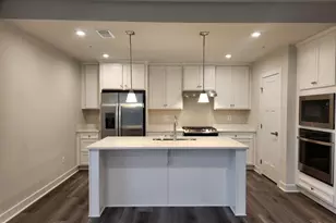 24159 Pissarro Dr, Sterling, VA 20166 - Photo 2