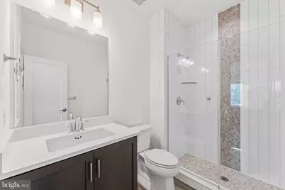 20277 Oak Bluff Drive, Ashburn, VA 20147 - Photo 32
