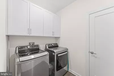 20277 Oak Bluff Drive, Ashburn, VA 20147 - Photo 34