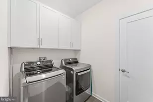 20277 Oak Bluff Dr, Ashburn, VA 20147 - Photo 34