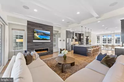 20277 Oak Bluff Drive, Ashburn, VA 20147 - Photo 12