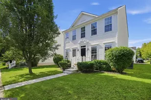 56 Stocks St, Lovettsville, VA 20180 - Photo 2