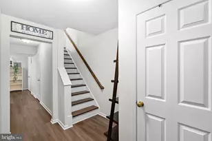 112 Hampshire Square SW, Leesburg, VA 20175 - Photo 2