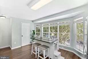 112 Hampshire Square SW, Leesburg, VA 20175 - Photo 10