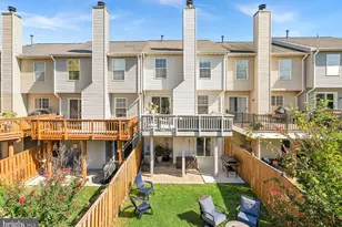 112 Hampshire Square SW, Leesburg, VA 20175 - Photo 32