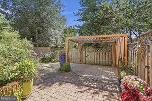 24699 Siltstone Square, Aldie, VA 20105 - Photo 22