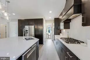 23483 Autumn Sky Ct, Brambleton, VA 20148 - Photo 6