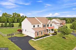 41858 Farnborough Pl, Leesburg, VA 20176 - Photo 4