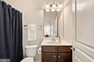 41858 Farnborough Pl, Leesburg, VA 20176 - Photo 46