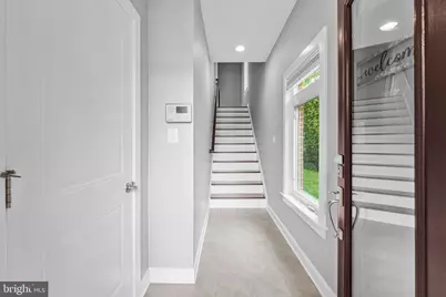 1812 Yellow Garnet Terrace SE, Leesburg, VA 20175 - Photo 4