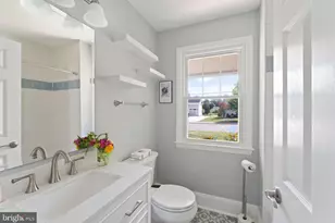 131 Woodberry Rd NE, Leesburg, VA 20176 - Photo 48