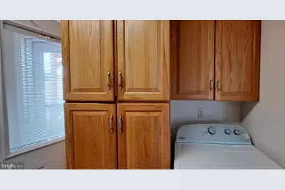 815 S Cypress Court, Sterling, VA 20164 - Photo 32
