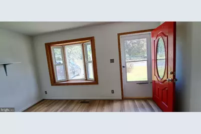 815 S Cypress Court, Sterling, VA 20164 - Photo 4