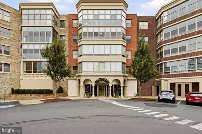 19370 Magnolia Grove Square #212, Leesburg, VA 20176 - Photo 2