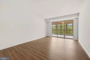 19370 Magnolia Grove Square, Leesburg, VA 20176 - Photo 14