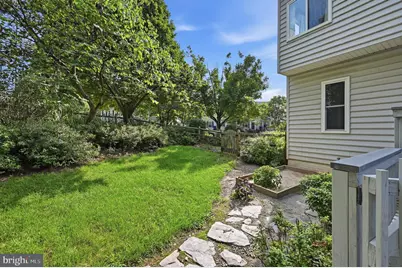 47404 Middle Bluff Place, Sterling, VA 20165 - Photo 2