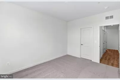 43841 Venetian Square, Ashburn, VA 20147 - Photo 16