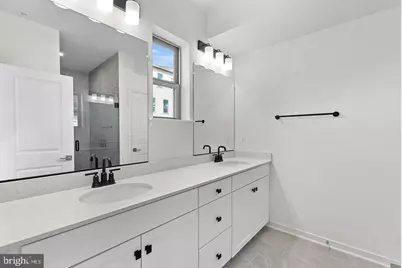 43841 Venetian Square, Ashburn, VA 20147 - Photo 10