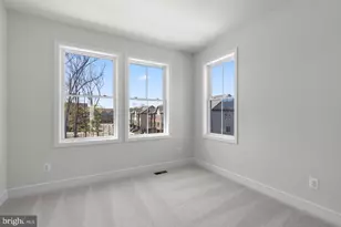 3 Picasso Square, Ashburn, VA 20148 - Photo 20