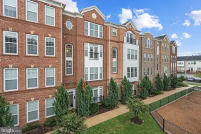 20643 Sibbald Square, Ashburn, VA 20147 - Photo 2