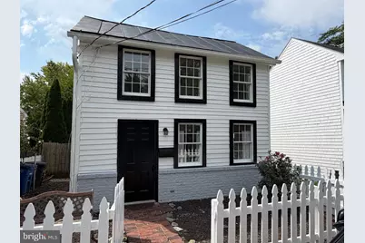 221 South Street SE, Leesburg, VA 20175 - Photo 1