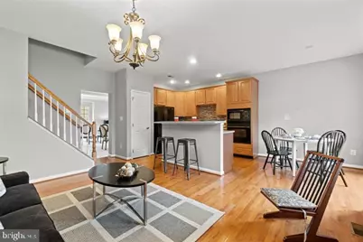25840 Kirkwood Square, Chantilly, VA 20152 - Photo 2
