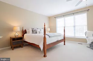 42520 Legacy Park Dr, Brambleton, VA 20148 - Photo 22