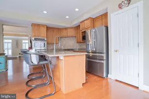 42520 Legacy Park Dr, Brambleton, VA 20148 - Photo 18