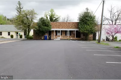 211 S King Street #B, Leesburg, VA 20175 - Photo 8