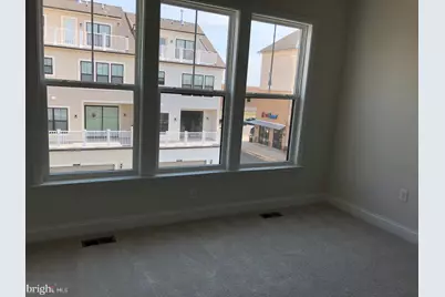 22584 Windsor Locks Square, Ashburn, VA 20148 - Photo 16
