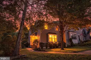 34 Aldridge Ct, Sterling, VA 20165 - Photo 2