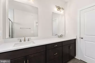 20800 Cloongee Terrace, Dulles, VA 20166 - Photo 18