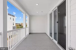 20800 Cloongee Ter, Dulles, VA 20166 - Photo 16