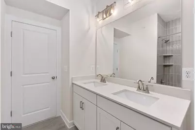20800 Cloongee Terrace, Dulles, VA 20166 - Photo 24