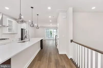 20800 Cloongee Terrace, Dulles, VA 20166 - Photo 8