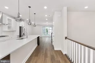 20800 Cloongee Ter, Dulles, VA 20166 - Photo 8