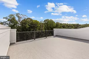 20800 Cloongee Ter, Dulles, VA 20166 - Photo 32