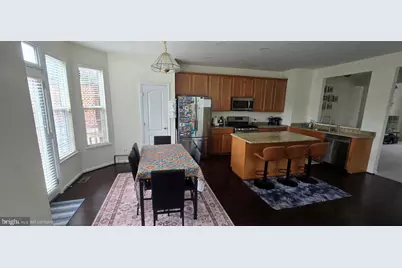 24704 Clock Tower Square, Aldie, VA 20105 - Photo 6