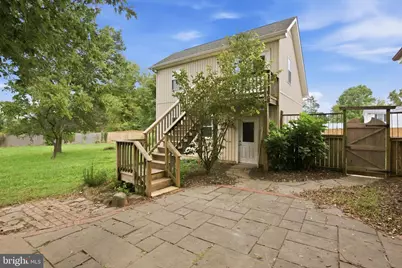27 E Broad Way, Lovettsville, VA 20180 - Photo 2